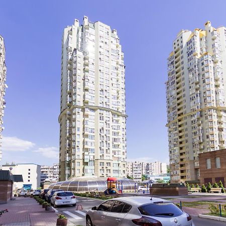 Navit Apartments With Breakfast, Near The Railway Station, The City Center, The Park Kiev Eksteriør bilde