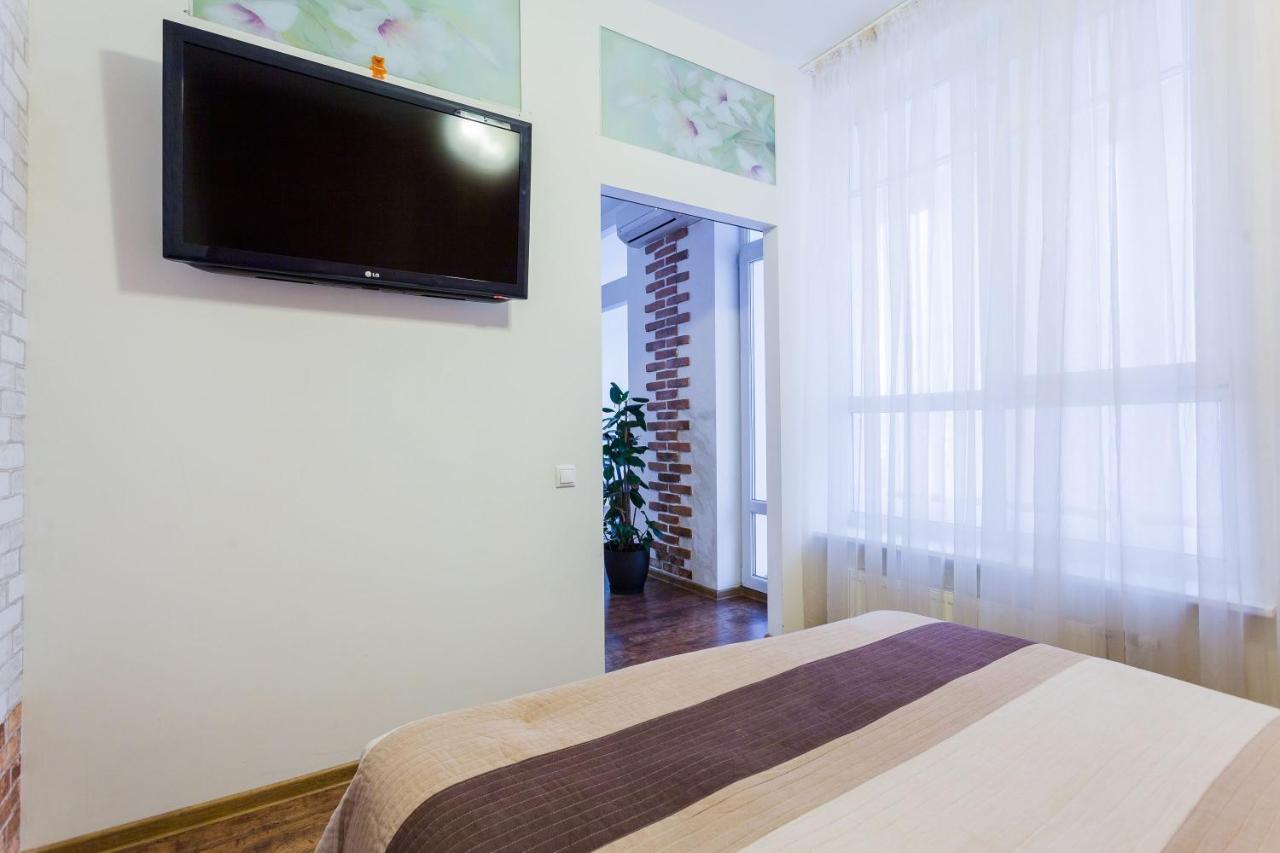 Navit Apartments With Breakfast, Near The Railway Station, The City Center, The Park Kiev Eksteriør bilde