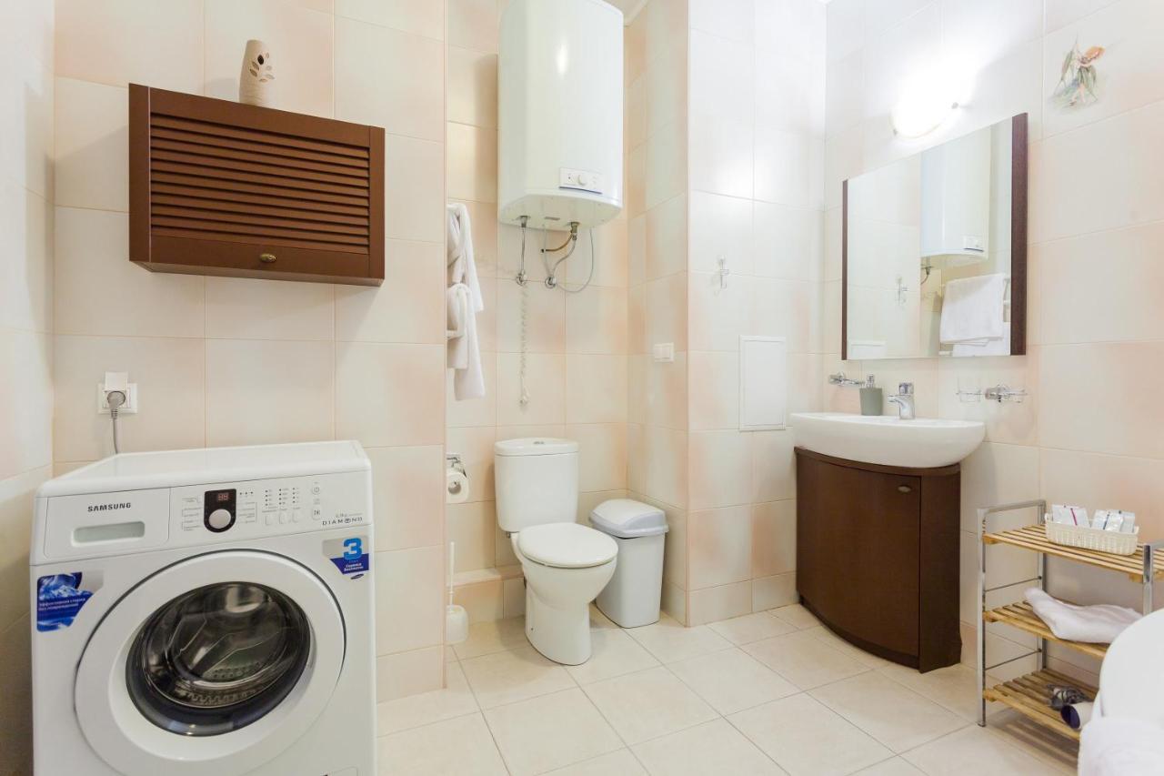 Navit Apartments With Breakfast, Near The Railway Station, The City Center, The Park Kiev Eksteriør bilde